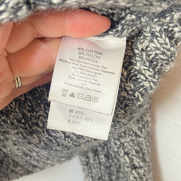 Eddie Bauer• classic black gray wool button closure cardigan sweater small - Picture 6 of 7